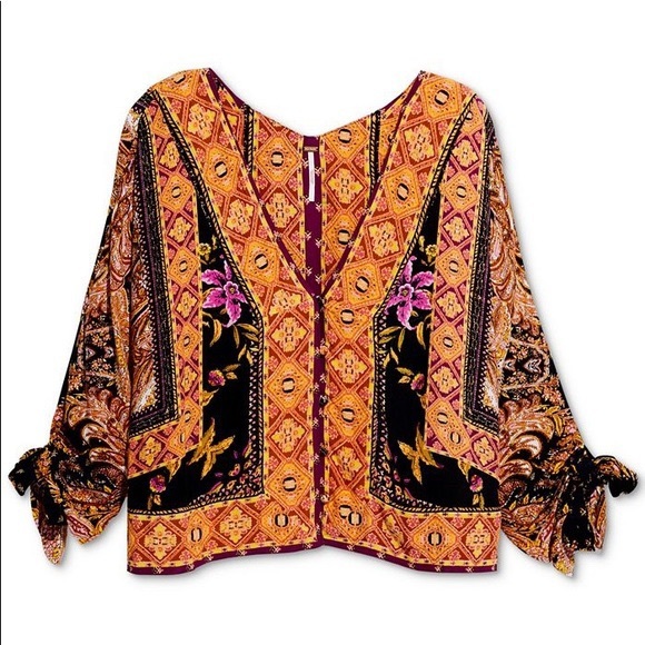 FREE PEOPLE BOHO FLOWY TOP PULLOVER BOHEMIAN PRINT V-NECK BLOUSE A3C - Picture 6 of 16